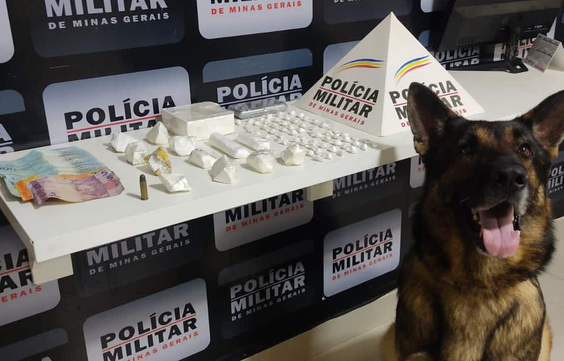PM prende autor de tráfico de drogas durante operação em Manhuaçu