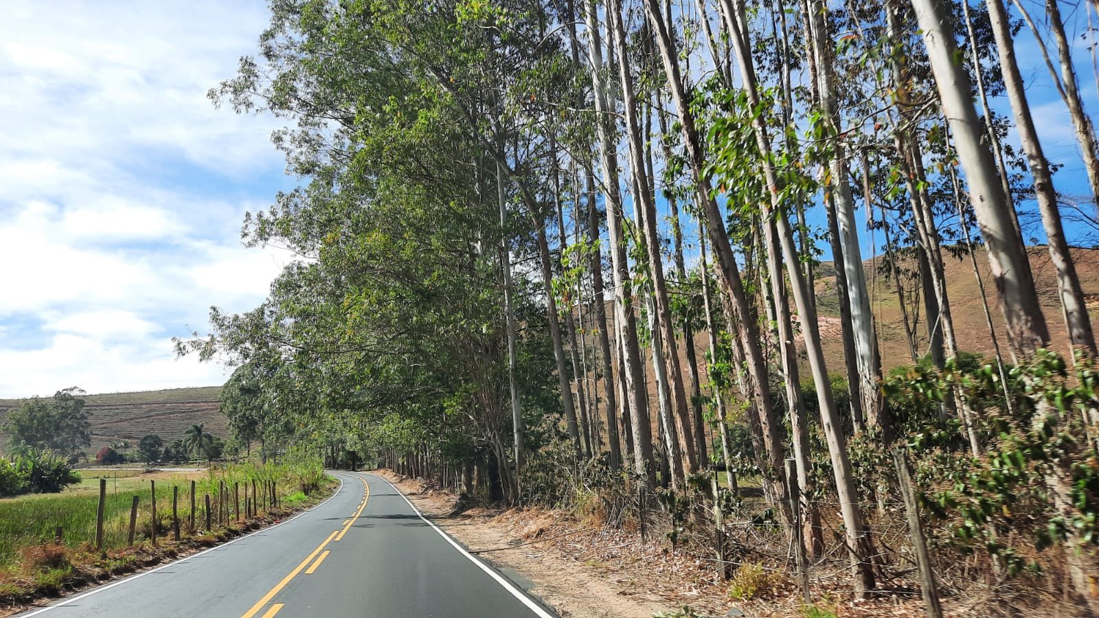 Governo de Minas conclui série obras rodoviárias próximas à divisa com o Espírito Santo