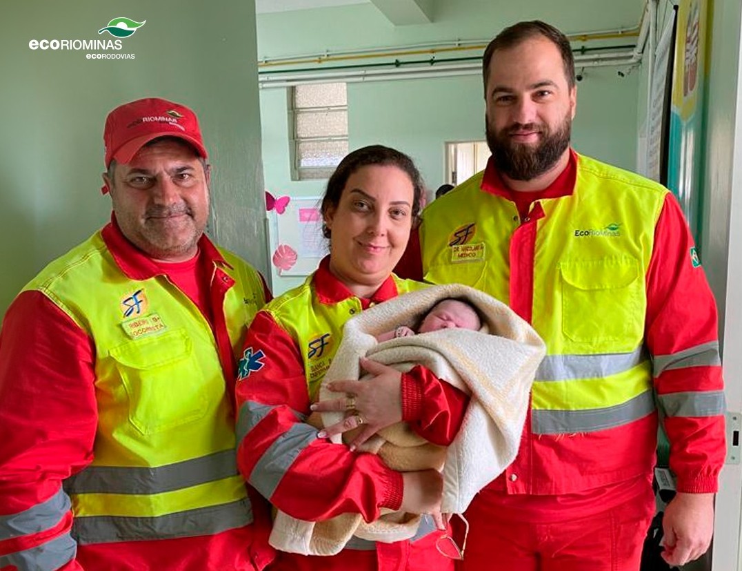 Equipe da EcoRioMinas realiza parto em ambulância na BR-116