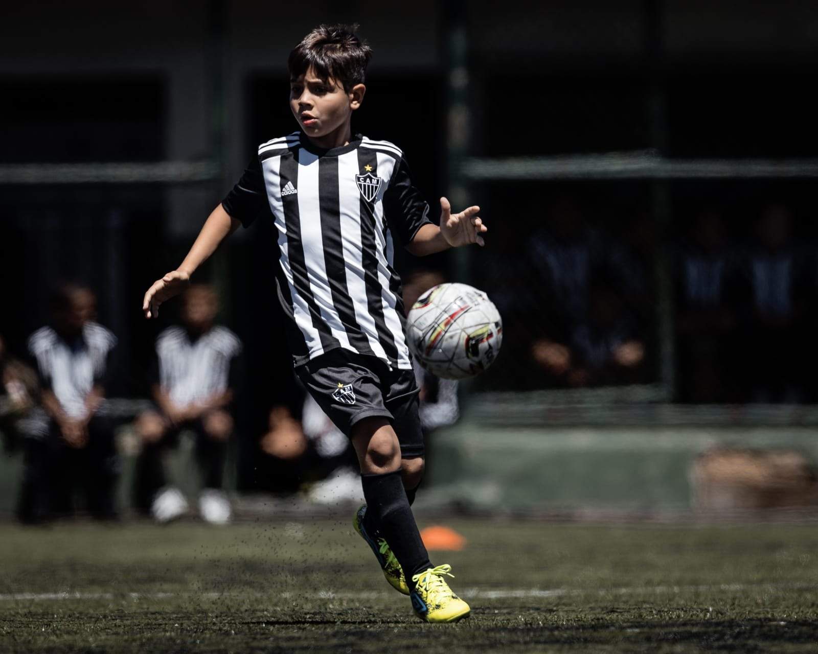 Pequeno talento: manhuaçuense de apenas 7 anos chega ao Atlético Mineiro