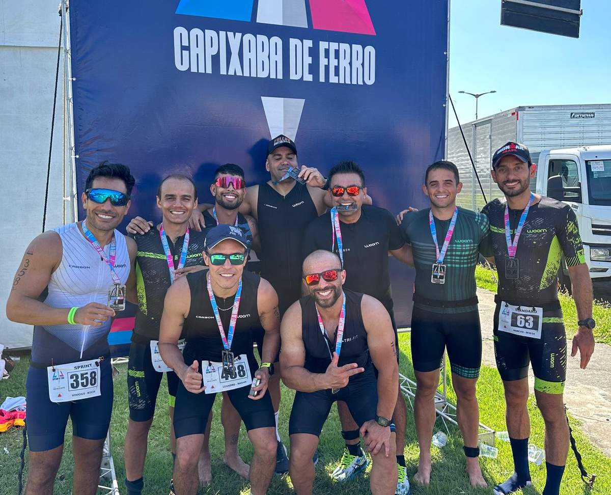 Onze triatletas de Manhuaçu participam da prova de Triatlo Capixaba de Ferro