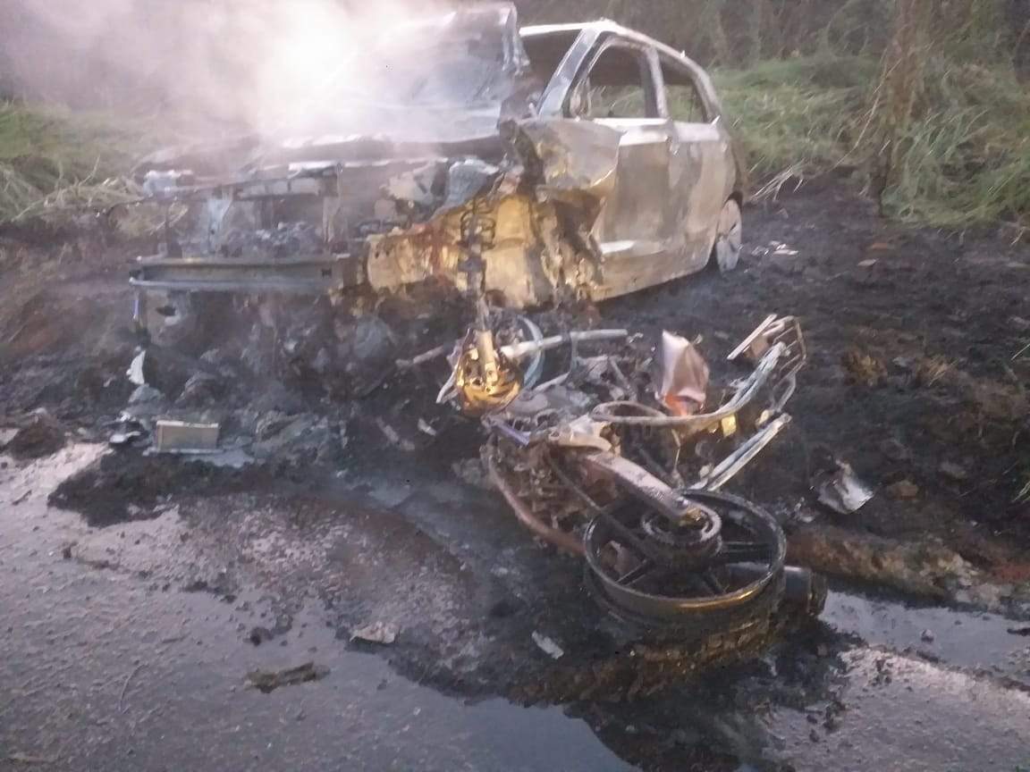 Motoboy morre em acidente na BR-262; veículos pegaram fogo depois da colisão